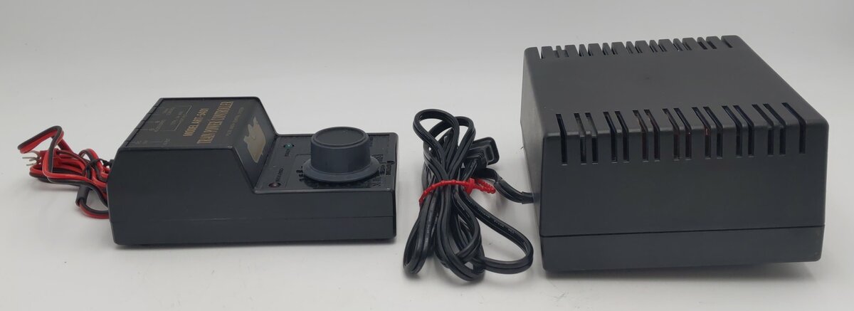 Aristo-Craft 5450/5401 Power Supply w/Throttle LN/Box