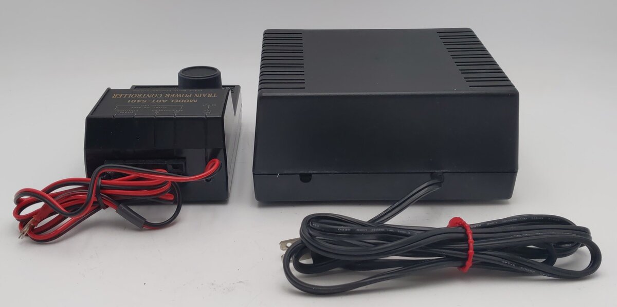 Aristo-Craft 5450/5401 Power Supply w/Throttle LN/Box