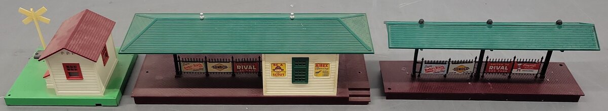 Lionel O Gauge Assorted Accessories; 157, 256, 45, [3] VG