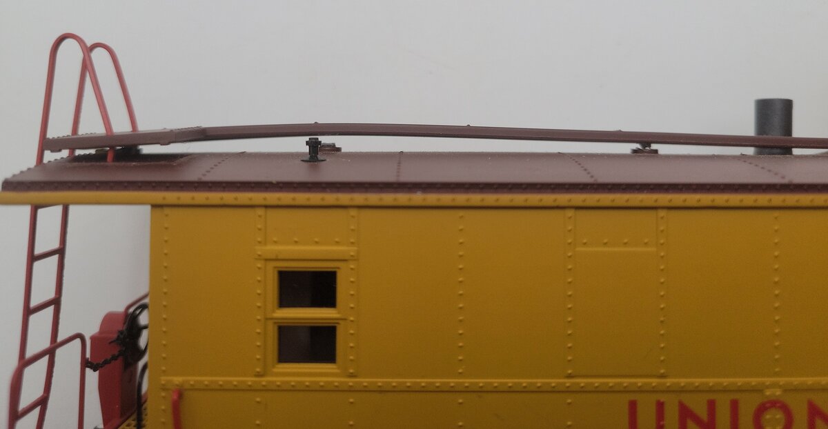 K-Line K617-2111 O Gauge Union Pacific Lighted Steel Sided Smoking Caboose #3552 VG