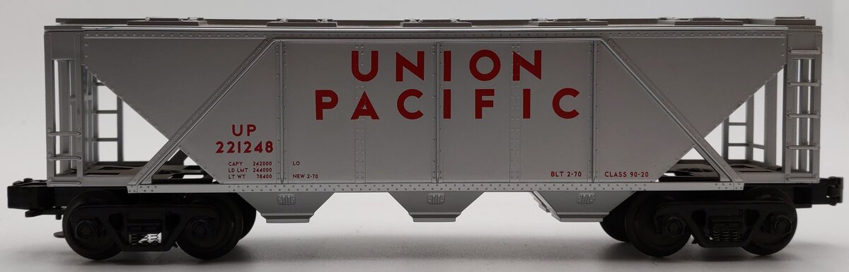 MTH 33-7503 O Gauge Union Pacific 3-Bay Covered Hopper LN/Box