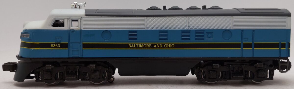 Lionel 6-8363 O Gauge Baltimore & Ohio F3 Powered A Unit Diesel Locomotive EX/Box