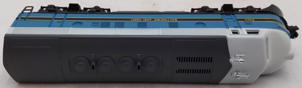 Lionel 6-8363 O Gauge Baltimore & Ohio F3 Powered A Unit Diesel Locomotive EX/Box