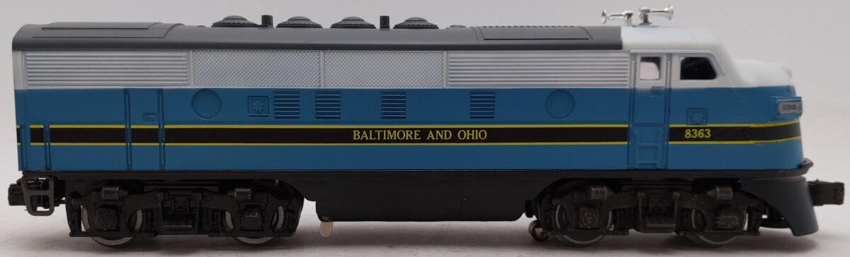 Lionel 6-8363 O Gauge Baltimore & Ohio F3 Powered A Unit Diesel Locomotive EX/Box