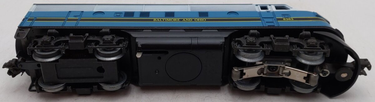 Lionel 6-8363 O Gauge Baltimore & Ohio F3 Powered A Unit Diesel Locomotive EX/Box