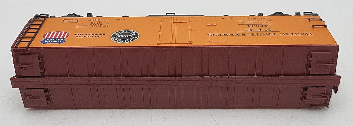 InterMountain 46702P-46 HO Scale Union Pacific Boxcar #42604 EX/Box
