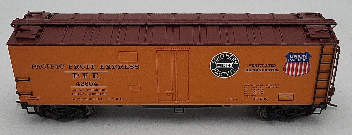 InterMountain 46702P-46 HO Scale Union Pacific Boxcar #42604 EX/Box