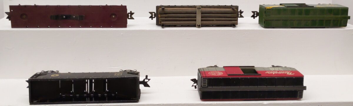 Marx O Gauge Vintage Freight Cars #174580,13079,5545,1950,2700 [5] VG
