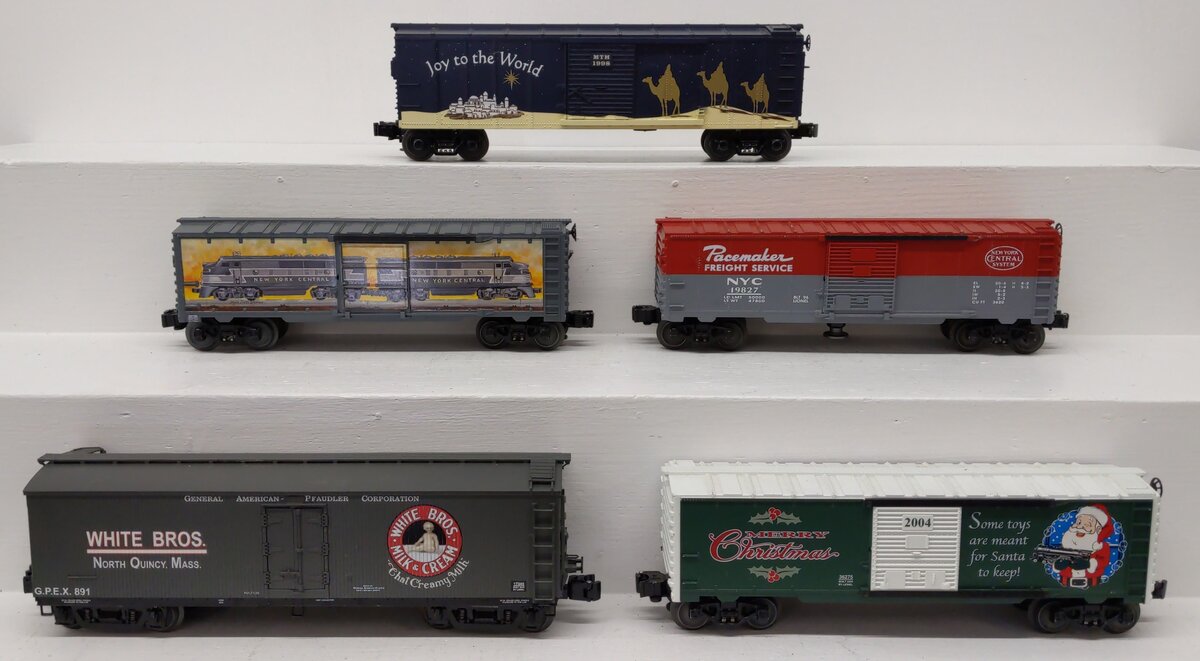 Lionel & MTH O Gauge Assorted Boxcars: #2004, #1998, #19827, #891 [5] VG