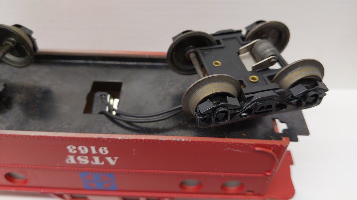 Lionel & MTH O Gauge Assorted Freight Cars: #477954, #9163, #16355, #9233 [4] VG