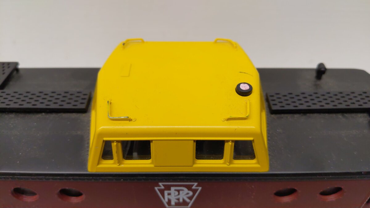 Lionel & MTH O Gauge Assorted Freight Cars: #477954, #9163, #16355, #9233 [4] VG