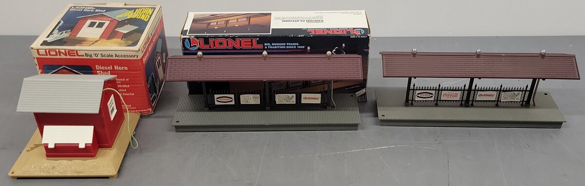 Lionel O Gauge Assorted Accessories; 6-12748 x 2, 6-2127 [3] VG/Box