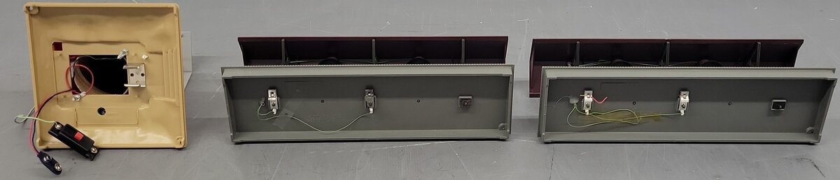 Lionel O Gauge Assorted Accessories; 6-12748 x 2, 6-2127 [3] VG/Box