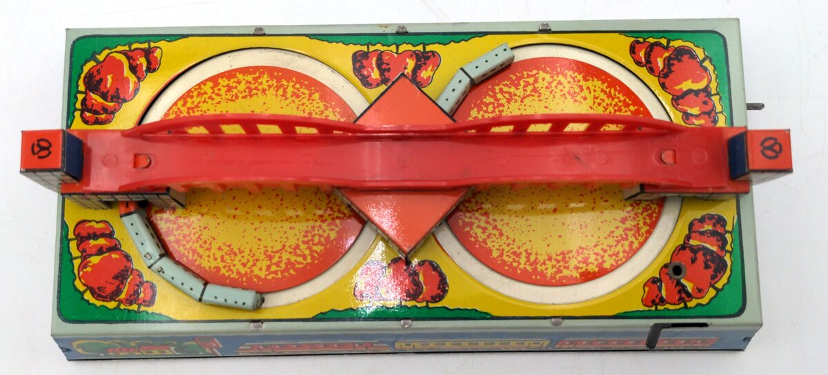 Vintage Tin-Plate Lithographed Train City Town Park USSR/Russia Wind-Up Toy LN/Box
