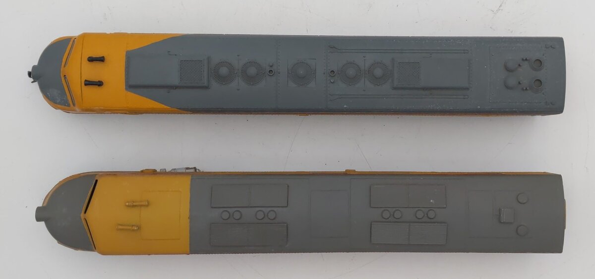 Rivarossi HO E8A/E3A Union Pacific Diesel Locomotives #926/901 - Painted [2] VG