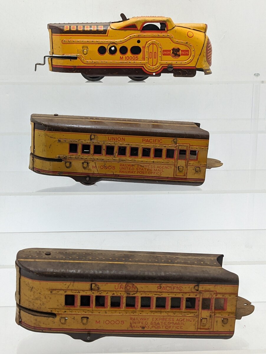 Marx M10005 Vintage O Gauge UP Diesel Set with (2) REA US Mail RPO Cars