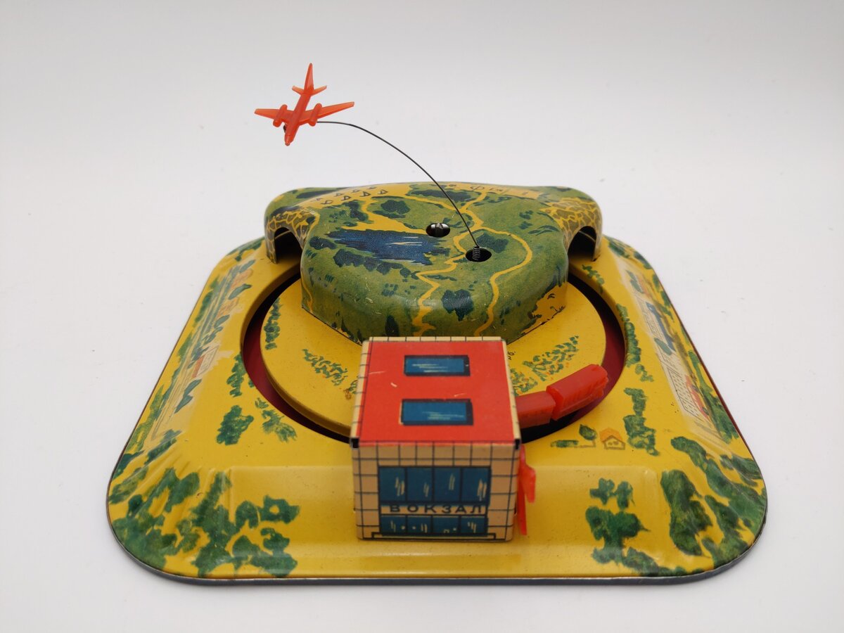 Kyiv Experimental Plant Mechanical Wind-up Toy VG/Box