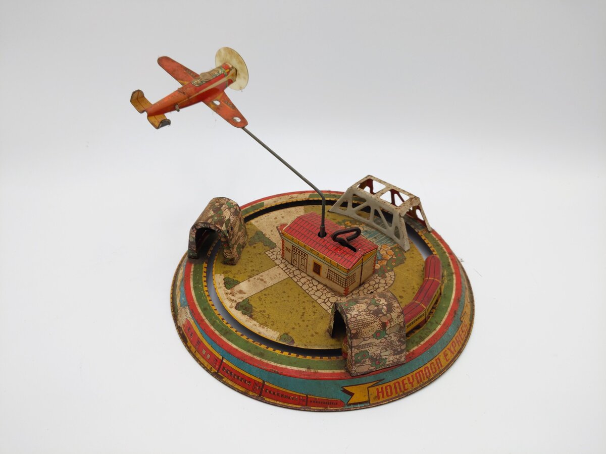 Marx Honeymoon Express Wind-up Toy VG