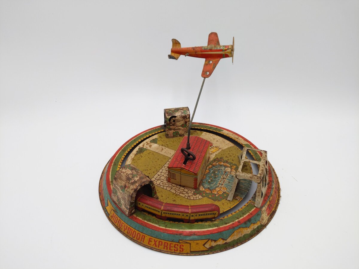 Marx Honeymoon Express Wind-up Toy VG