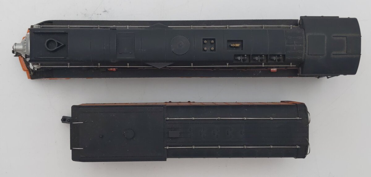Lionel 6-6500 HO Southern Pacific Daylight Steam Locomotive & Tender #4454 EX