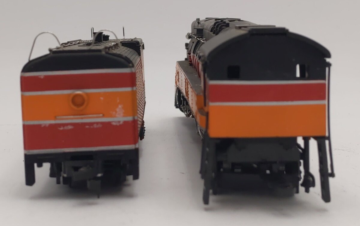 Lionel 6-6500 HO Southern Pacific Daylight Steam Locomotive & Tender #4454 EX
