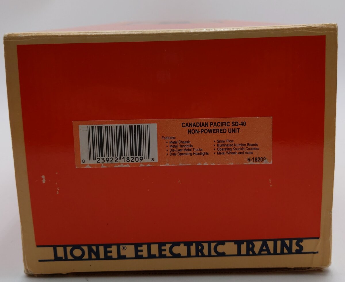 Lionel 6-18209 O Gauge Canadian Pacific SD40 Dummy Diesel Locomotive #8209 EX/Box