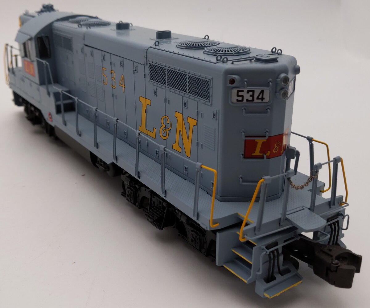 Lionel 6-34741 L&N Non-Powered Scale GP9 Diesel Locomotive #534 EX/Box
