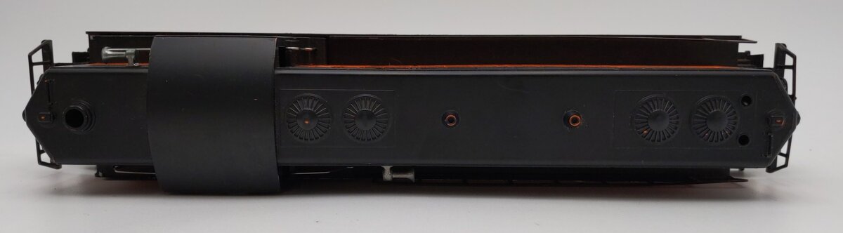 Lionel 2338 Vintage O Gauge Milwaukee Road Powered GP-7 Diesel Locomotive VG/Box