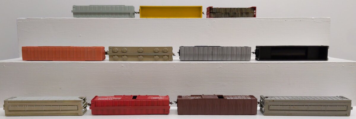 HO Scale Assorted Freight Cars [11] VG