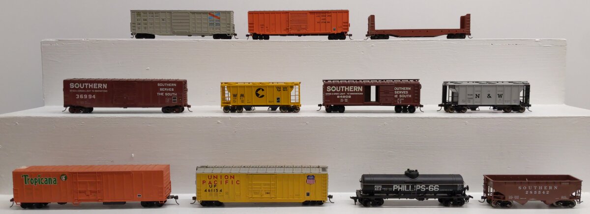 Atlas and Other HO Scale Assorted Freight Cars [11] VG