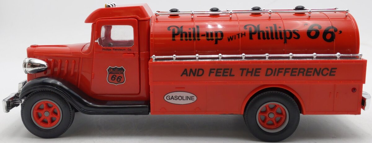 Marx Toys P66-001 1:32 Phillips '66 Vintage Truck Bank EX/Box