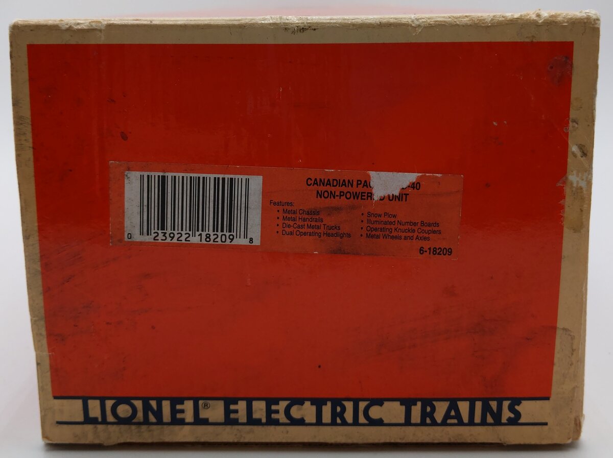 Lionel 6-18209 O Gauge Canadian Pacific SD40 Dummy Diesel Locomotive #8209 VG/Box