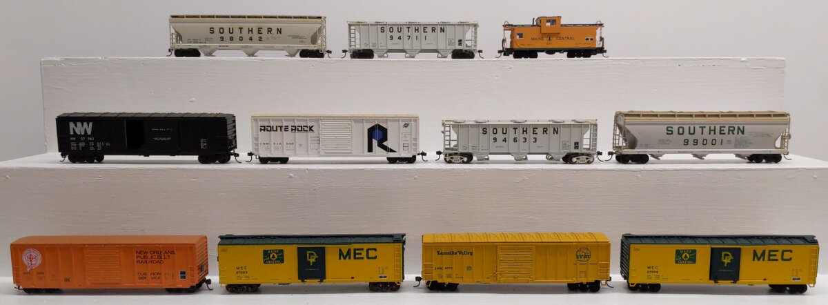 Accurail and Other HO Scale Assorted Freight Cars [11] VG