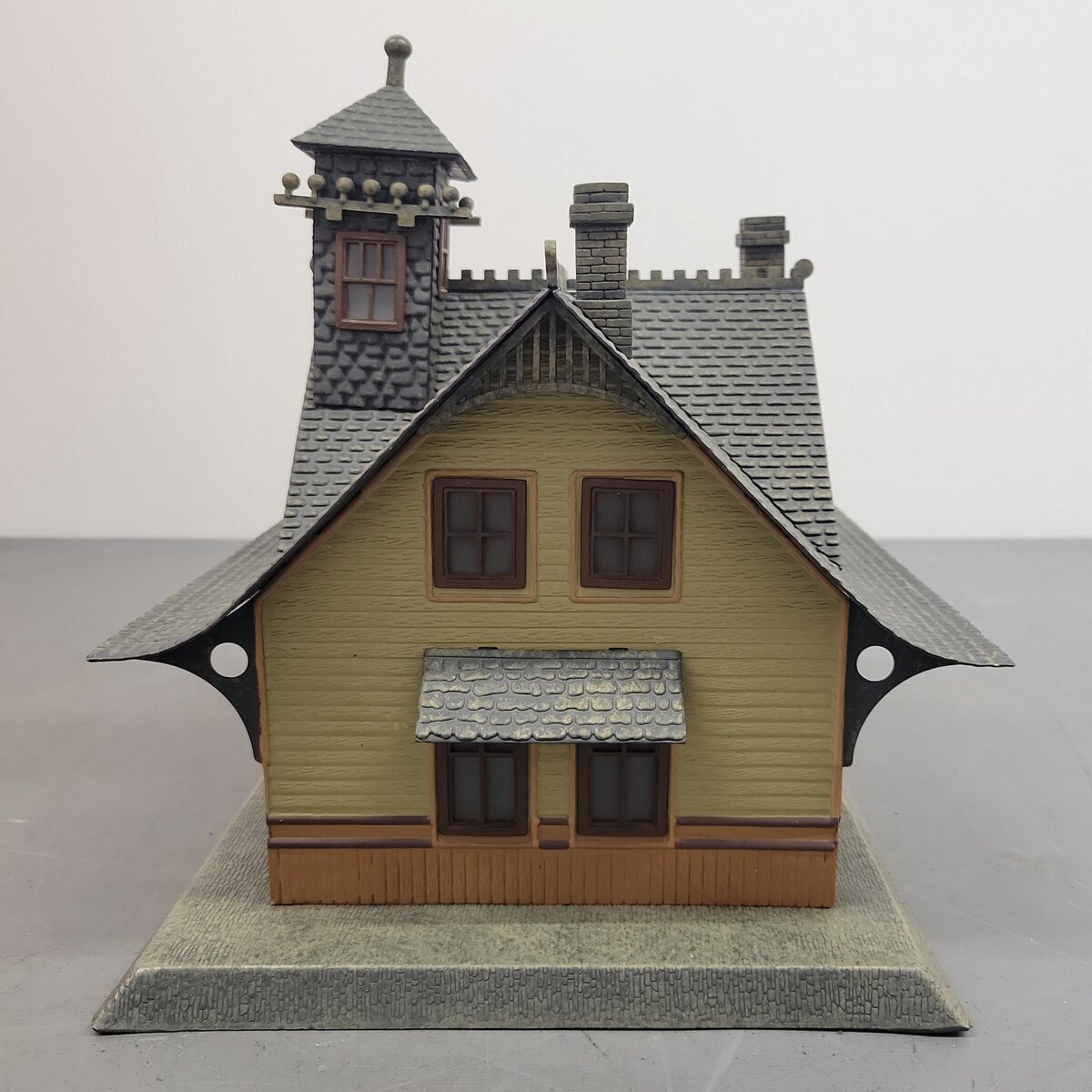 Lionel 6-32997 O Gauge Aluminum Rico Station EX/Box