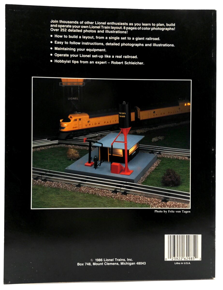 Lionel 023922629852 The Lionel Train Book - Robert Schleicher VG