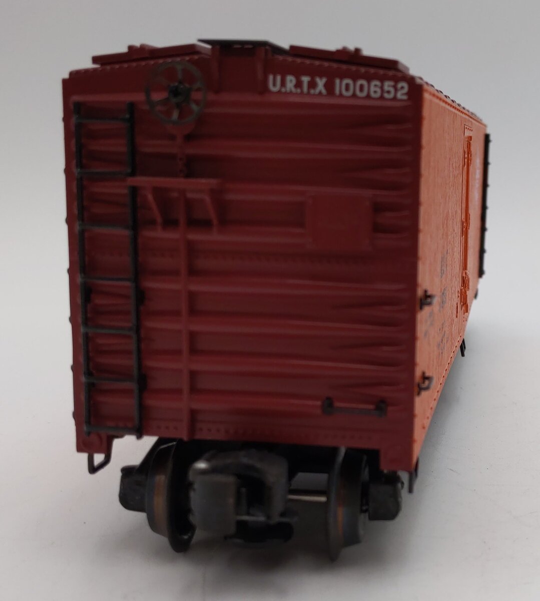 K-Line K762-1371 O Milwaukee Road Reefer Car #100652 LN/Box