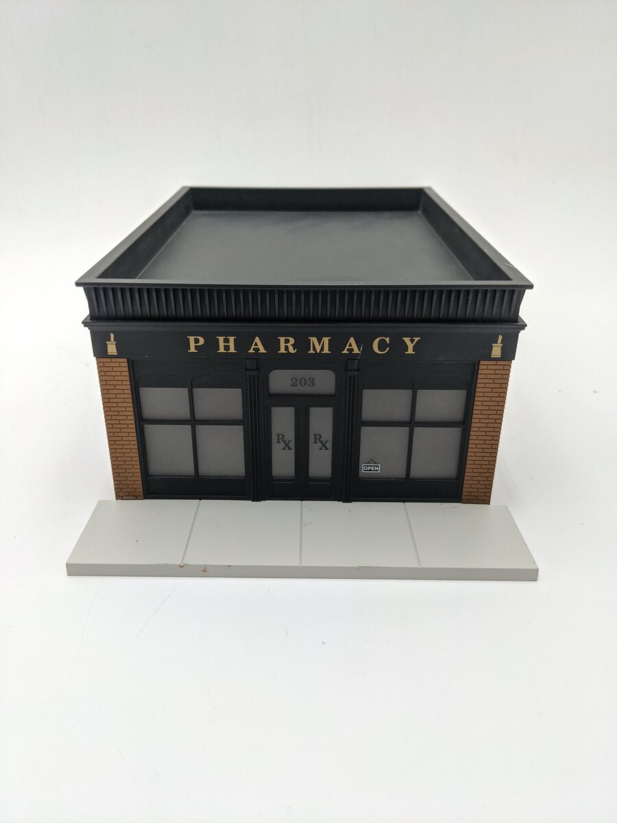 Lionel 6-34128 O Scale Assembled Pharmacy Building EX