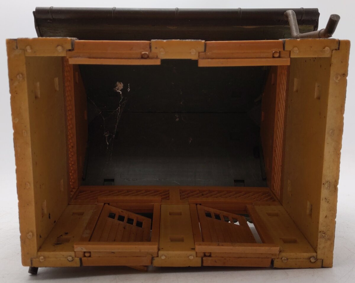Pola 903 G Scale Toilet Block VG