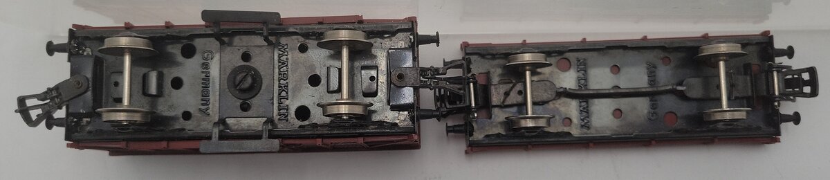 Marklin HO Scale Assorted Freight Cars [2] EX