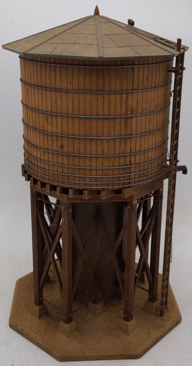 Pola 923 G Scale Water Tower Kit- Assembled VG