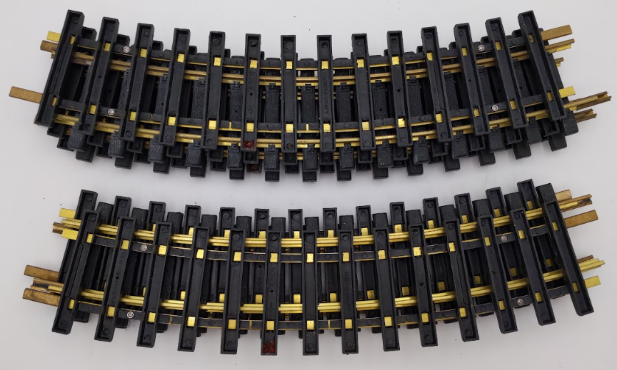 Aristo-Craft 11500 G Euro Brass 5 Ft. Diameter Curved Track Sections (9) VG/Box