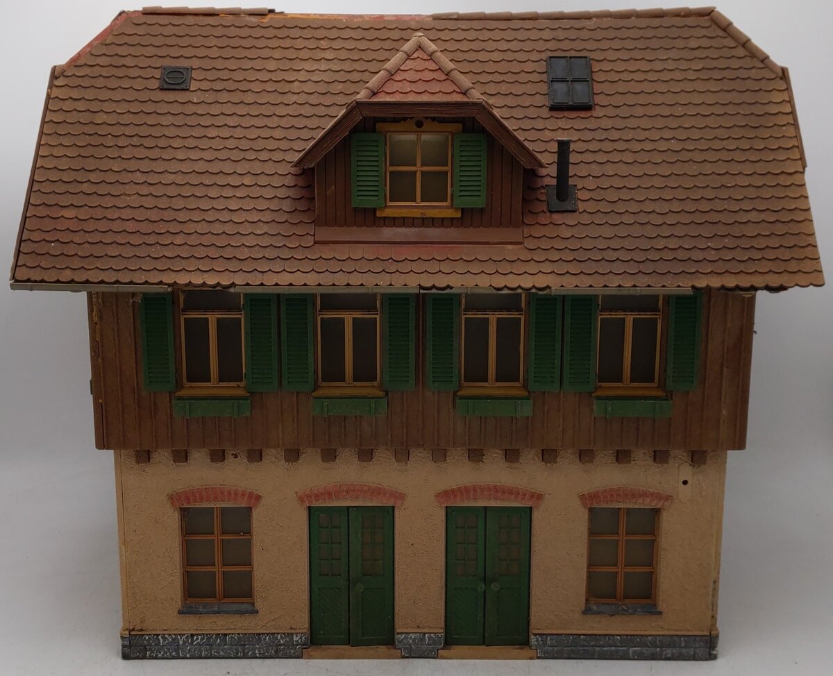 Pola 901 Schoenweiler Train Station - Assembled