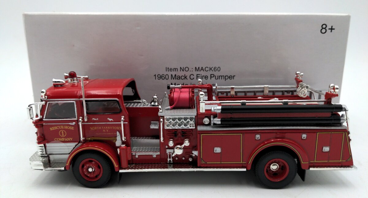 Signature Models 32372 1:50 Scale 1960 Mack C Fire Pumper EX/Box