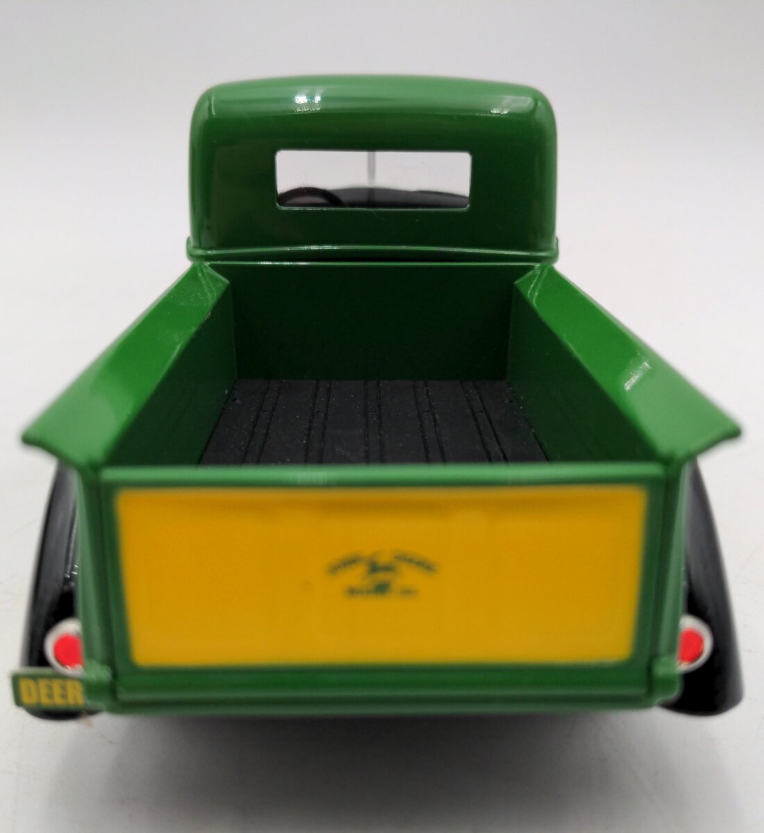 SpecCast 64037 1:24 Scale Diecast John Deere 1940 Ford VG/Box