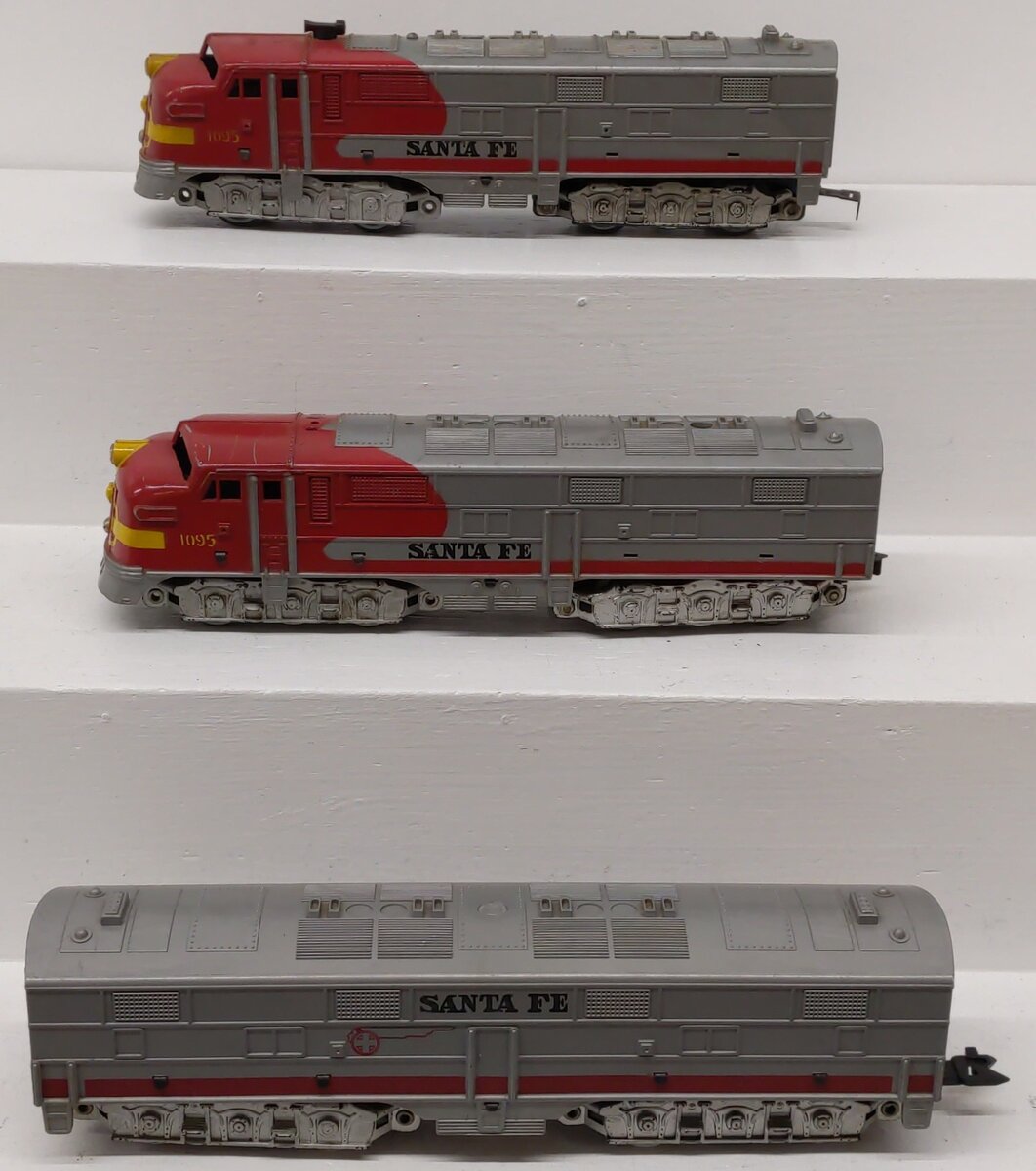 Marx 1095 Vintage O Santa Fe ABA Diesel Locomotives VG
