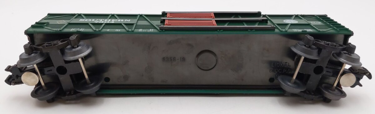 Lionel 6-7304 O Gauge Southern Double Door Stock Car #7304 LN/Box