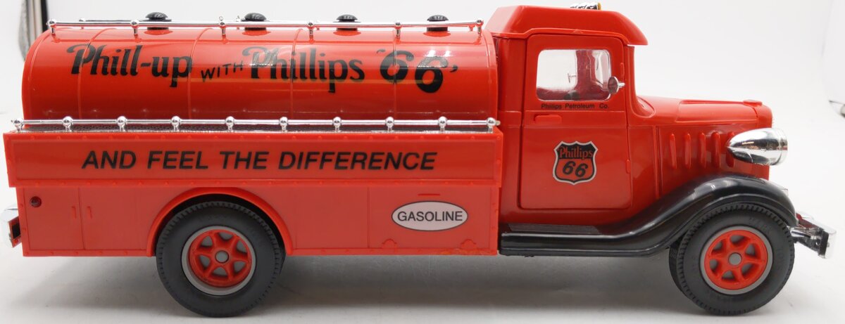 Marx Toys P66-001 1:32 Phillips '66 Vintage Truck Bank EX/Box