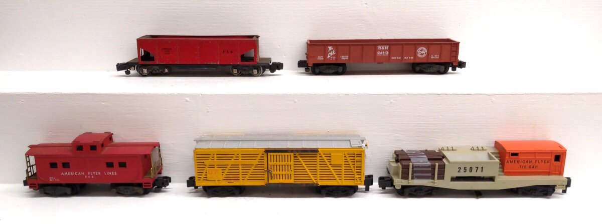 American Flyer S Assorted Freight Cars: 24076, 24113, 716, 904, 25071 [5] VG