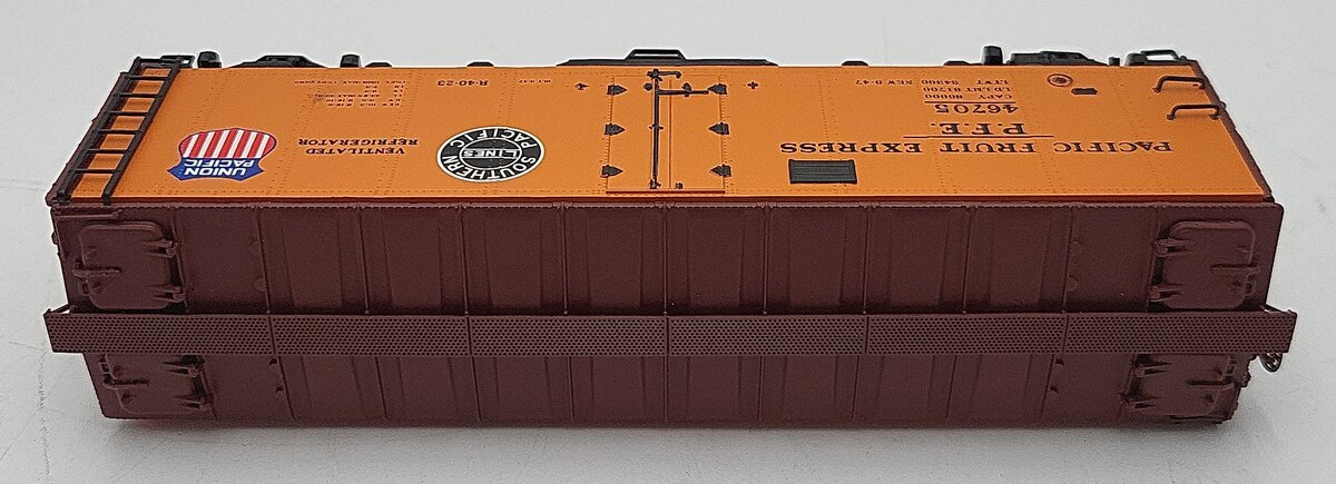 InterMountain 45501-91 HO Scale Union Pacific Boxcar #46705 EX/Box