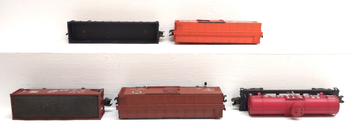 American Flyer S Gauge Assorted Freight Cars: 24316, 25042, 25082, 921, 920 [5] VG